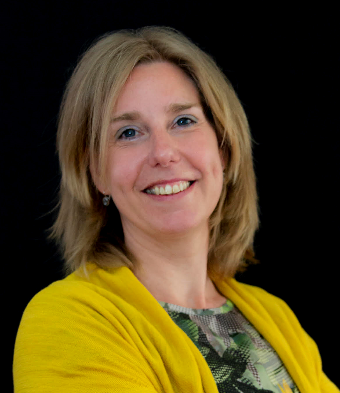 Naomi Zwieten-Massuger