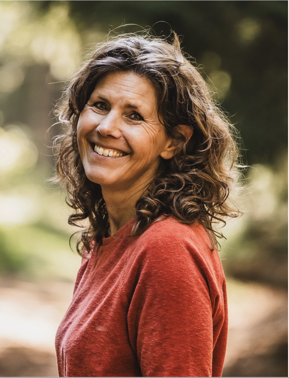 Monique  van Helvert