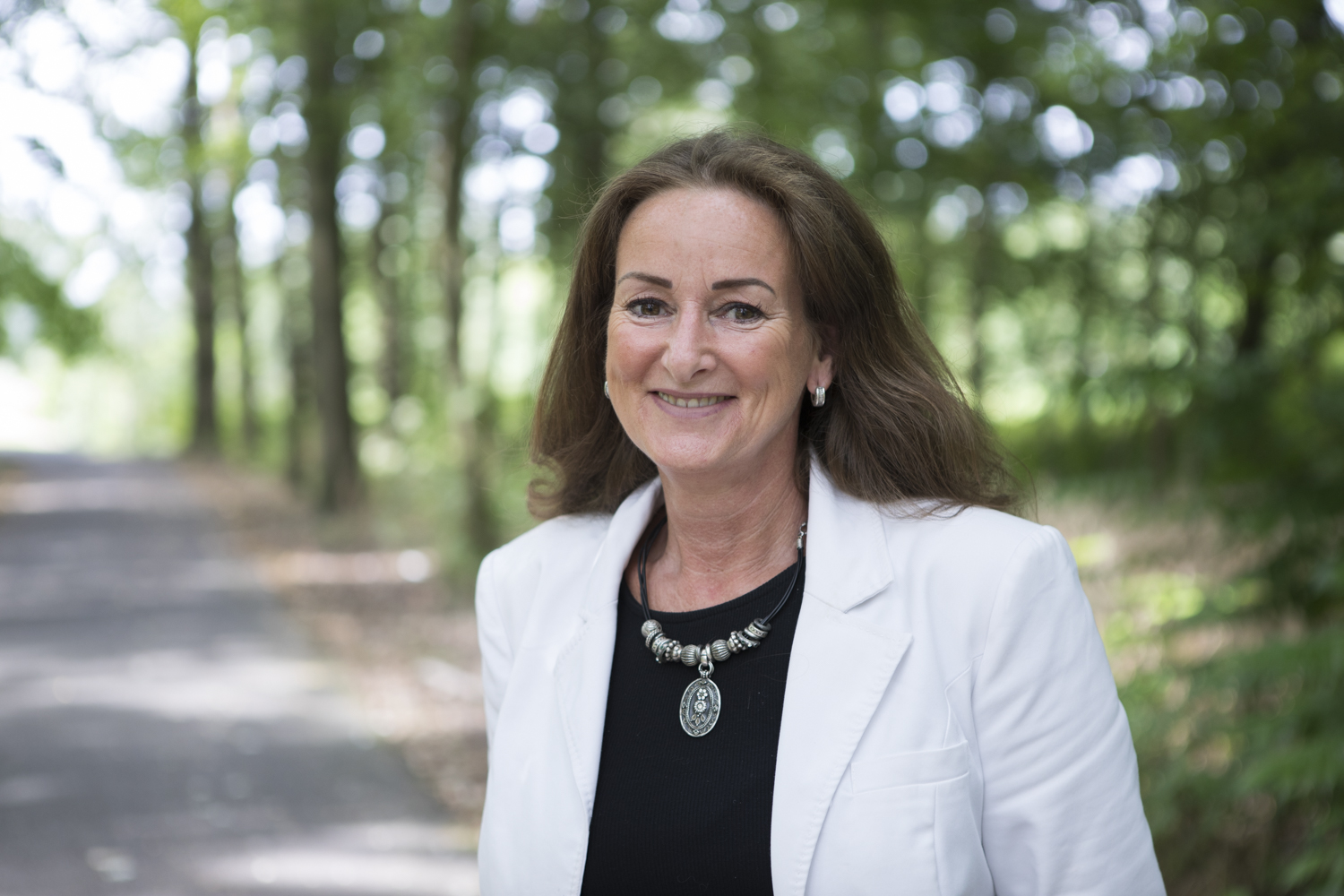 Karin  van den Bos